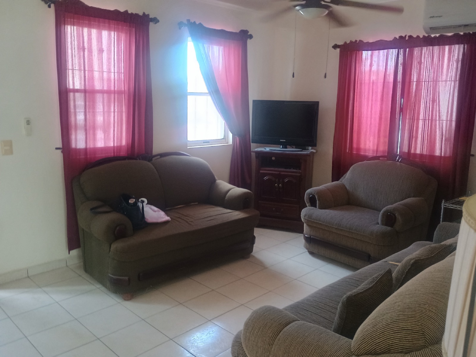 Casa en venta en Bugambilias 806, Ciénega de Flores — fachada