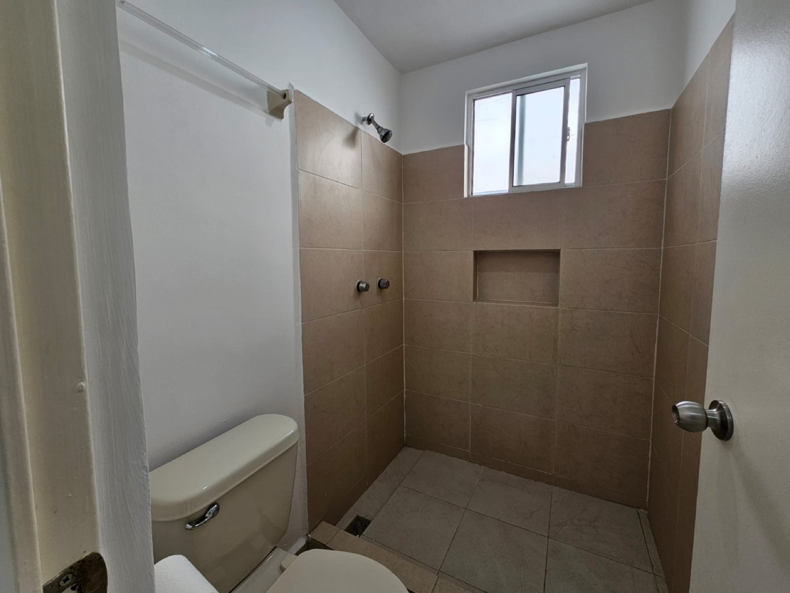 Casa en venta en Col. Santa María, García — foto 8