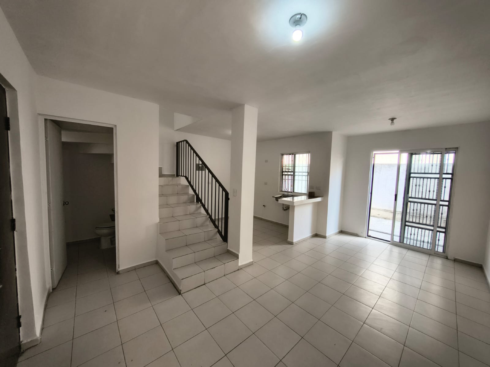 Casa en venta en Fuentes del Seminario sector 2, Juárez — foto 2