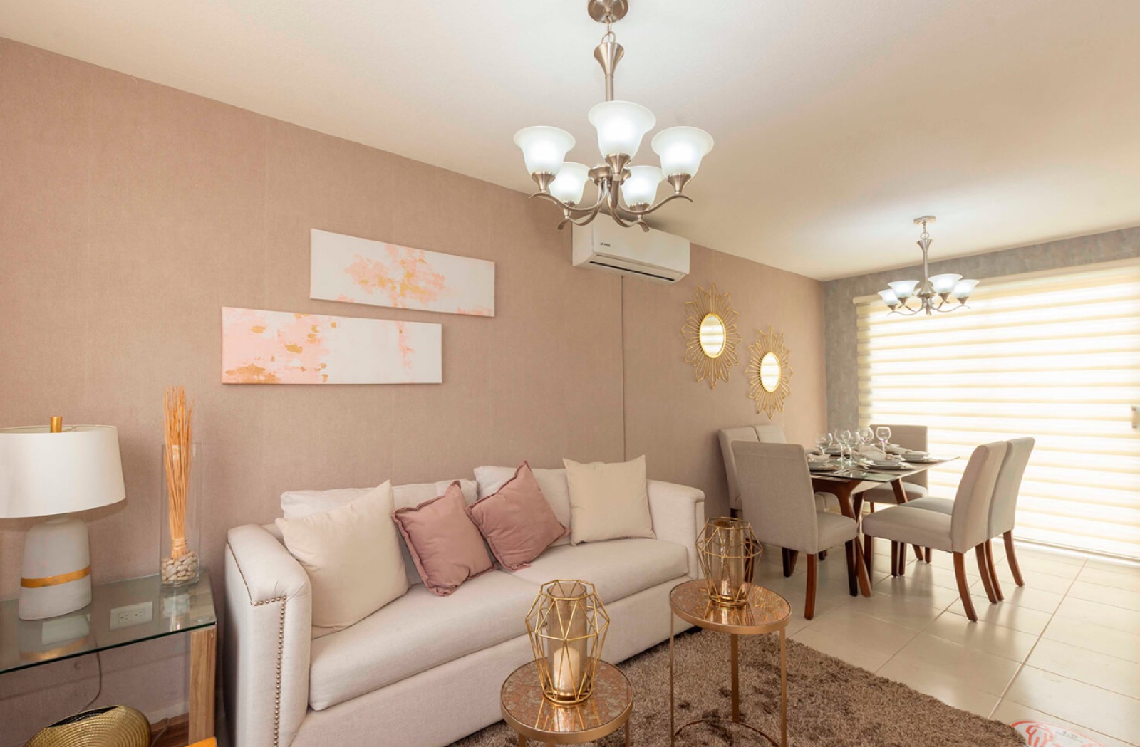 Casa en venta en García, García — fachada