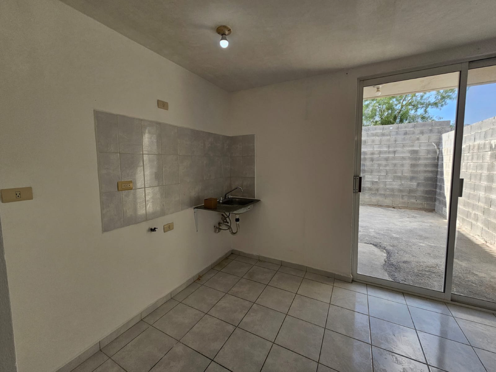 Casa en venta en Parques Diamante, García — foto 3