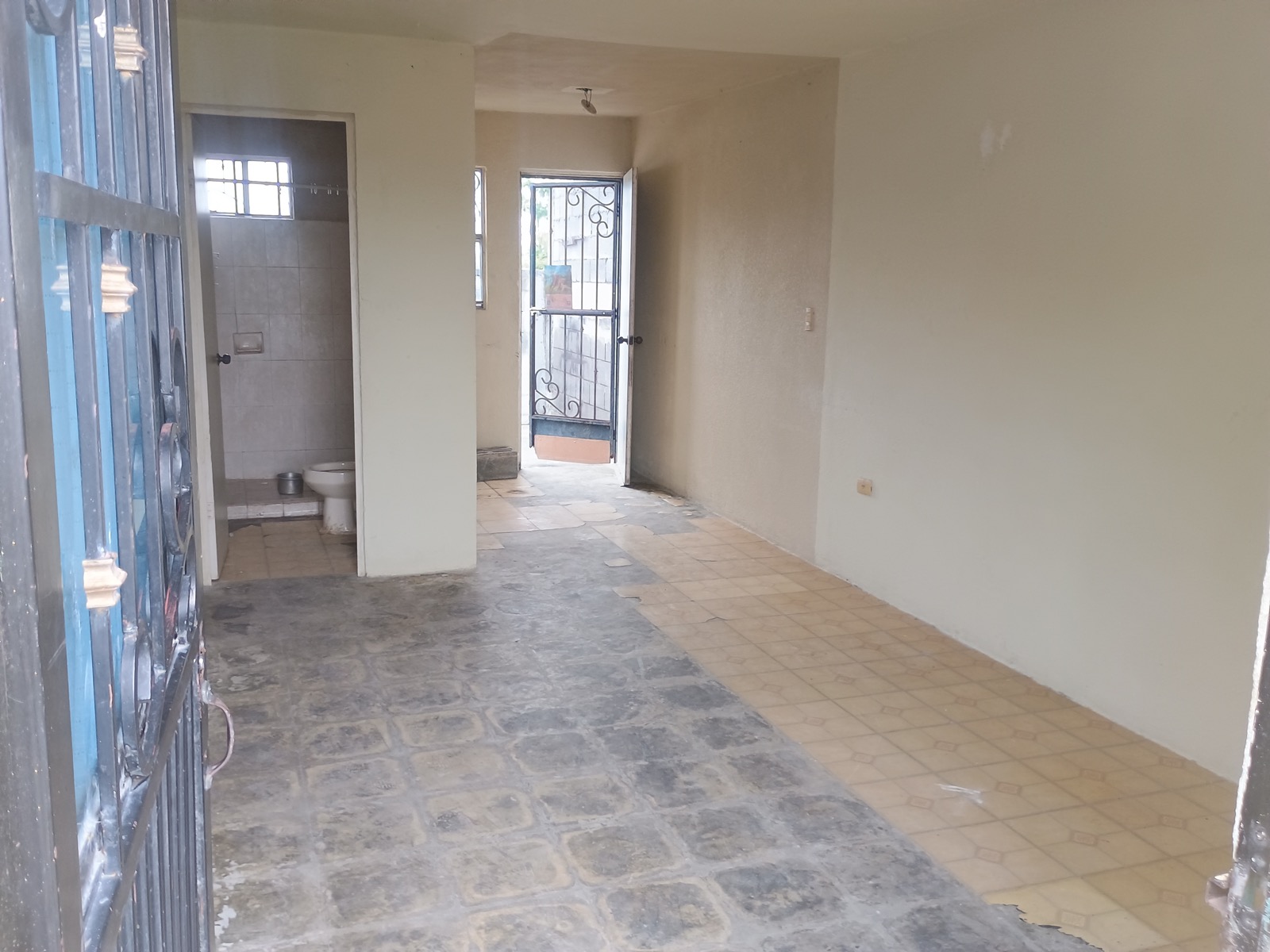 Casa en venta en Tréboles, Apodaca — fachada