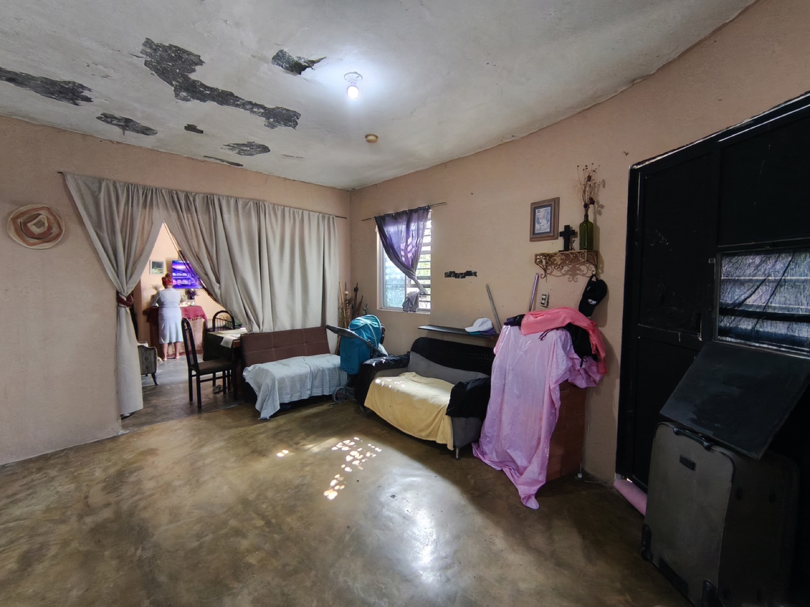 Casa en venta en Valle de San Blas, García — fachada