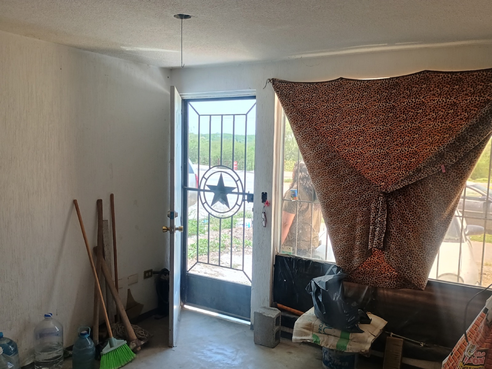 Casa en venta en Valle del Roble, Cadereyta Jiménez — fachada